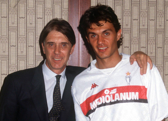 mk体育官网-米兰老照片引发球迷回忆热潮|AC米兰|保罗-马尔蒂尼_新浪体育_新浪新闻