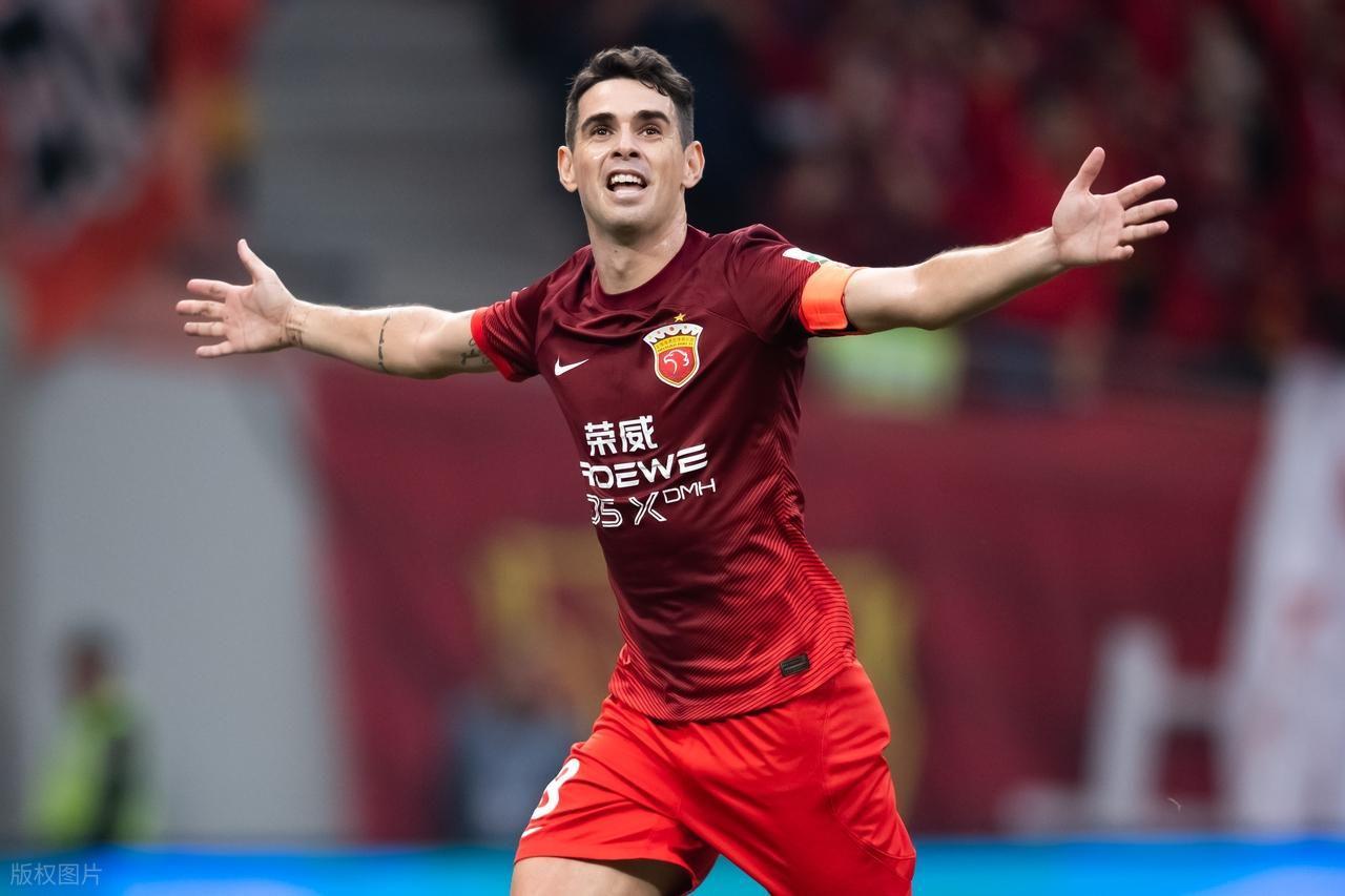 mk体育官方网站-奥斯卡再次来到上港队！穆斯卡特亲自出面接待他，队友都点赞欢迎