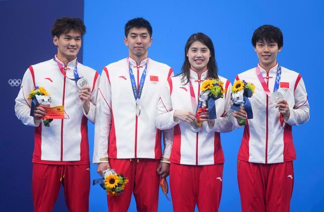 中国混接夺银仍有遗憾 徐嘉余：明年把纪录破回来