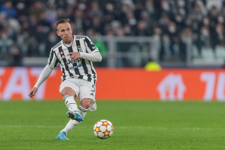 mk体育-阿图尔：我的愿望是留在格雷米奥，但我与尤文还有合同今夏会回去